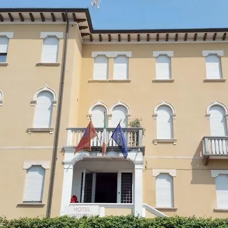 Montepiana Hotell