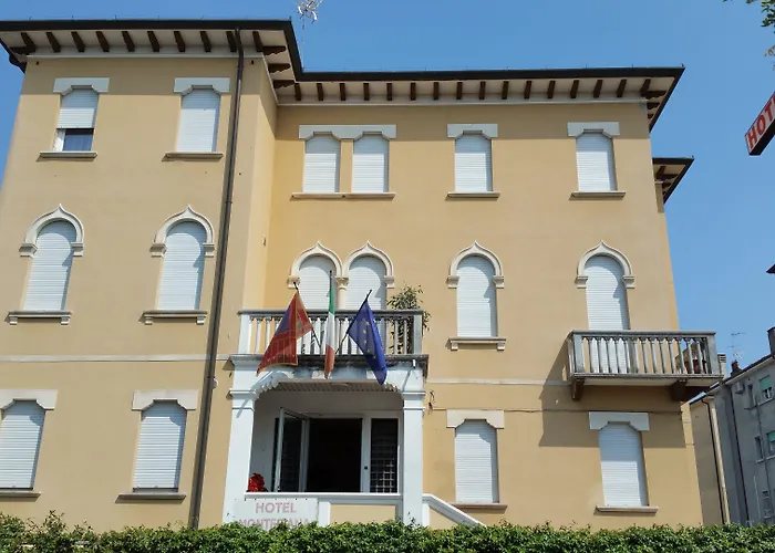 Montepiana Отель 2*
